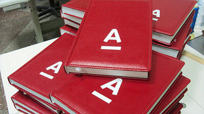 щоденники з логотипом